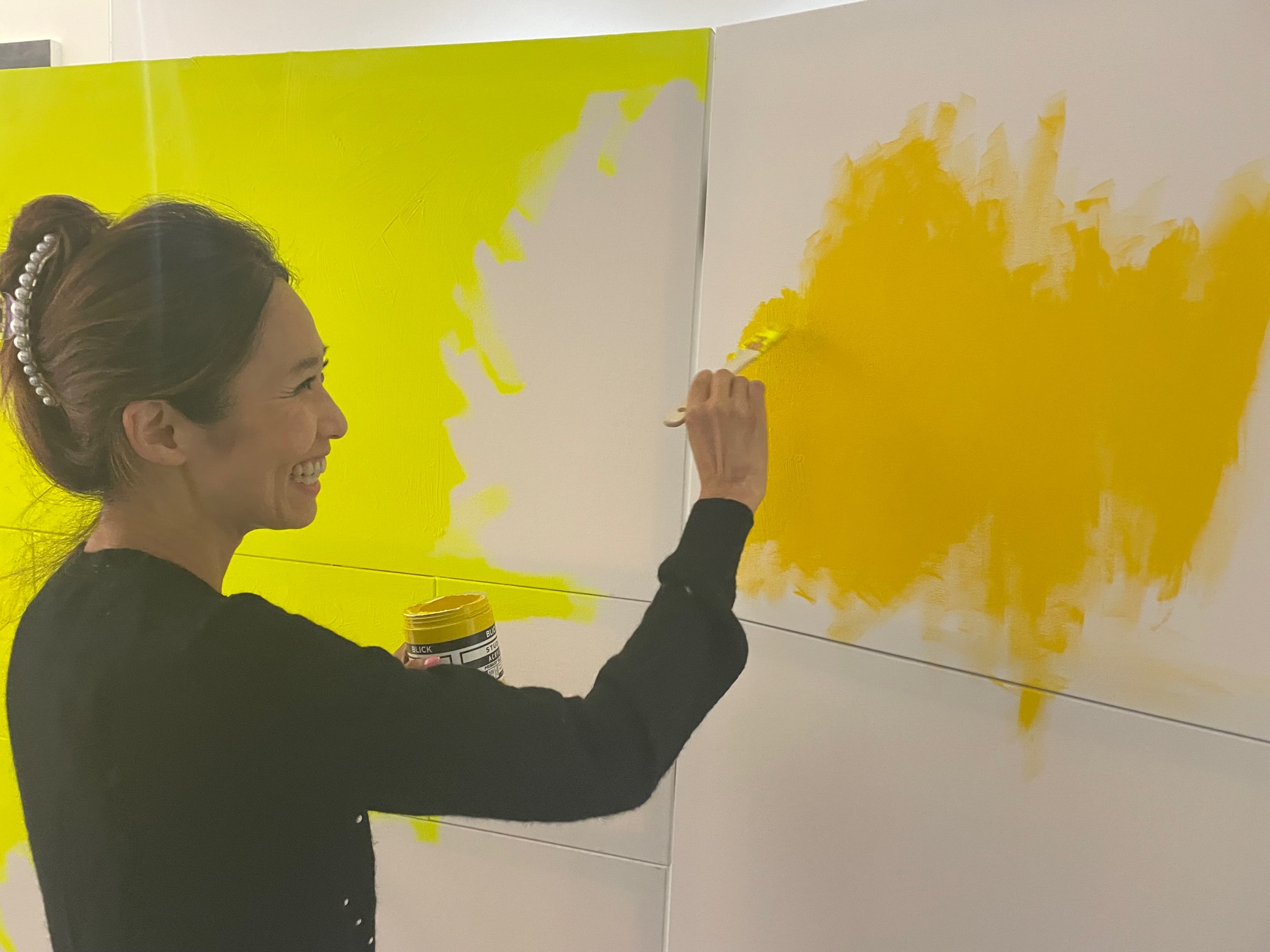 Kate Coloring Yellow